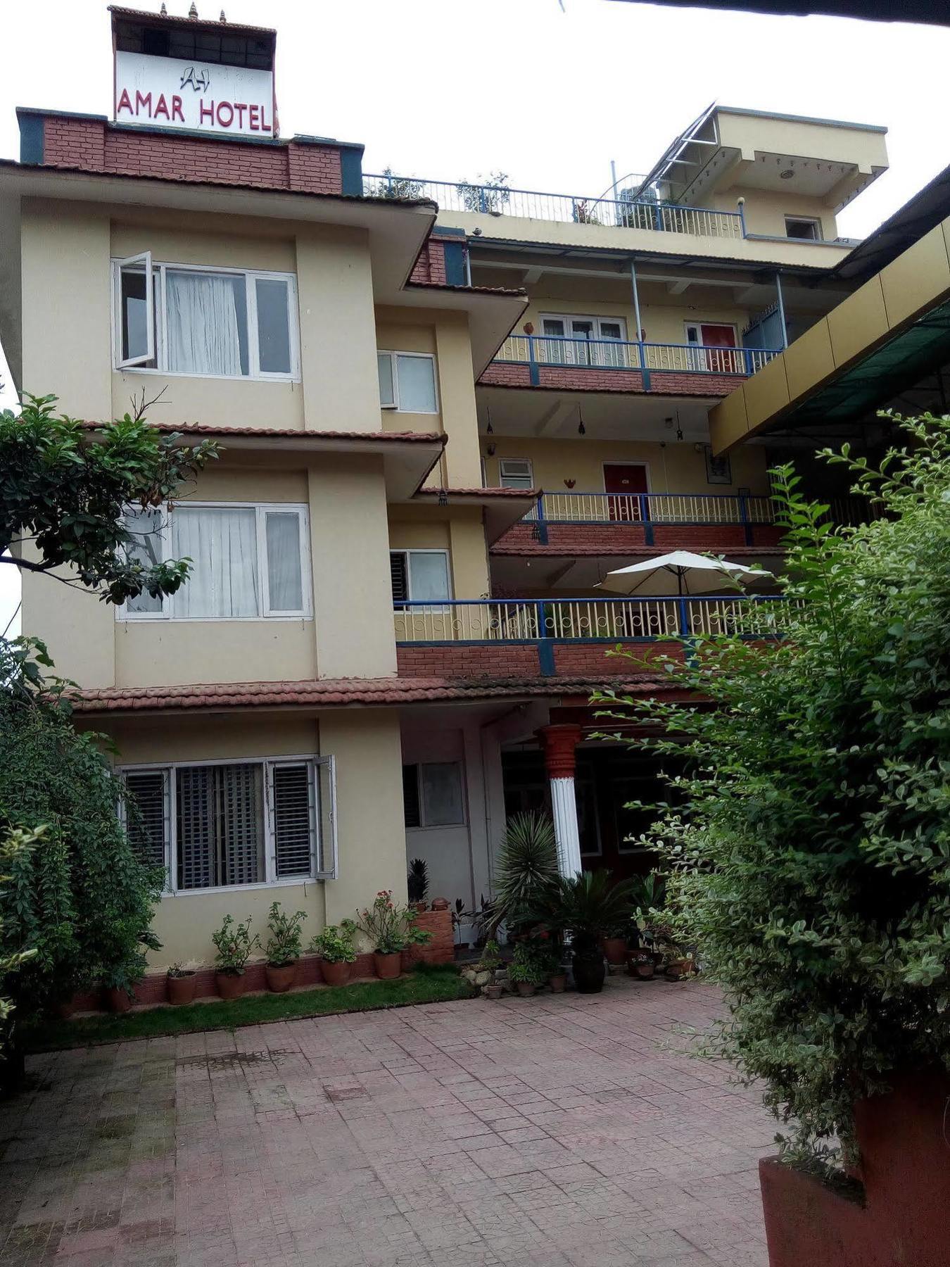 Amar Hotel Katmandú Exterior foto